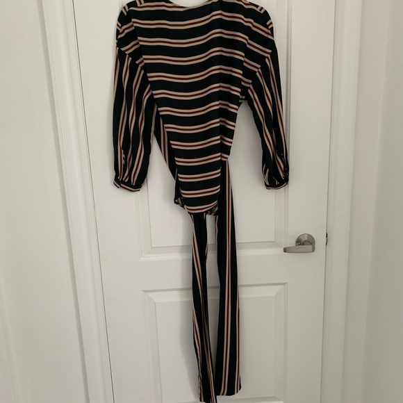 Zara Stripped Wrap Top Size Small - Picture 4 of 4